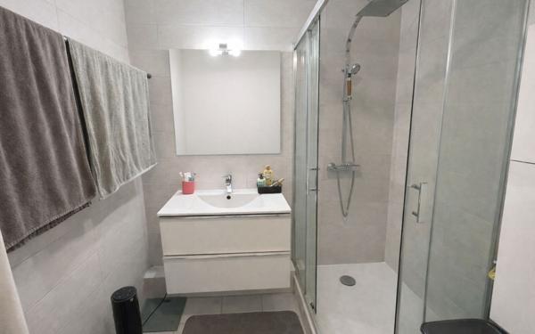 Appartement à vendre    3 pièces • 48,44 m2 Cannes