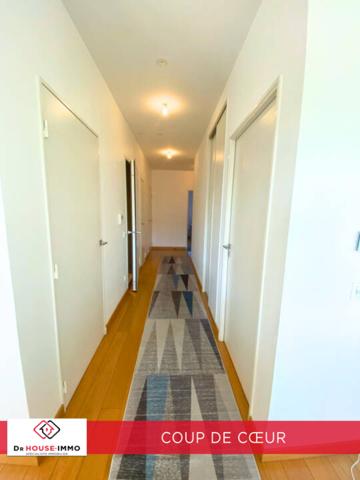 Appartement à louer 4 pièces de 93 m²