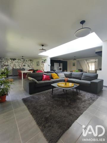 Maison à vendre 6 pièces 227 m² Angers