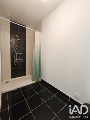 Maison à vendre 6 pièces 227 m² Angers