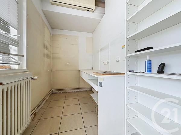 Immeuble à vendre  222,90 m 2   ARGENTAN  - 61