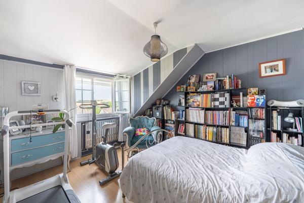 Maison Meulan En Yvelines 7 pièce(s) - 5 chambres