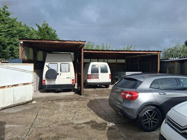 Maison à vendre à Salleboeuf en Gironde (33370), ref : 330872/335