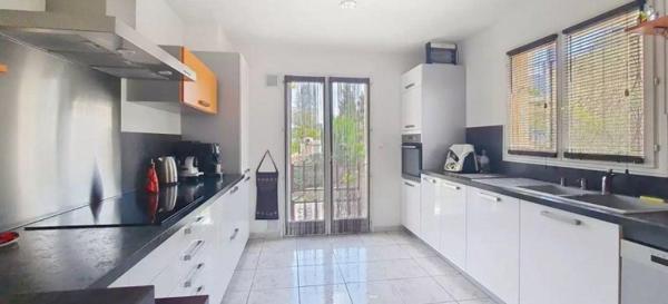 Vente / Maison avec dépendance