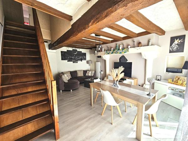 Maison à Saumur, 49400 - 11 pièces 256m²
