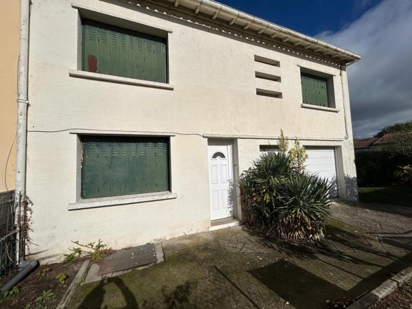 maison garage et jardin