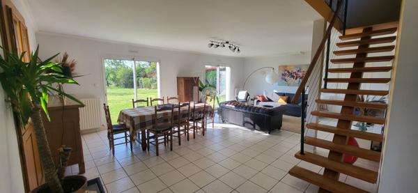A VENDRE NANTES ZOLA MAISON ANCIENNE RENOVEE 6 CHAMBRE/BEAU JARDIN