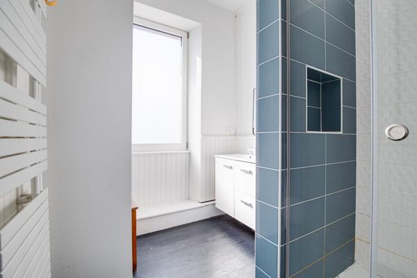 A VENDRE NANTES ZOLA MAISON ANCIENNE RENOVEE 6 CHAMBRE/BEAU JARDIN