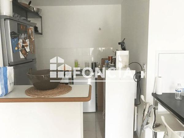 Location Appartement 2 pièces 43 m² - 11 RUE FARADAY Tours 37100