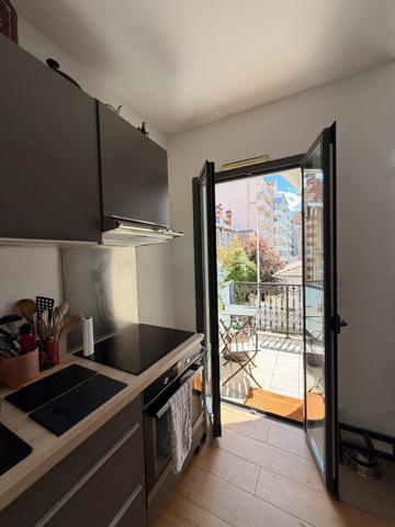 Appartement
         3 pièces
        - 50 m²
