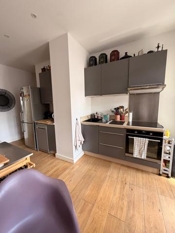 Appartement
         3 pièces
        - 50 m²