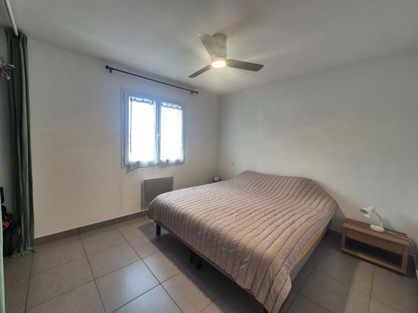 Appartement Borgo 3 pièce(s) 68 m2 jardin 120 m² + 3 parkings privatifs