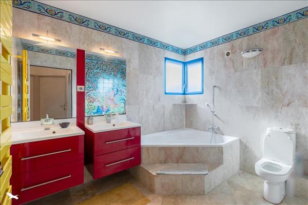 Maison à vendre |  Prades-le-Lez |  7 pièces | 245 m²