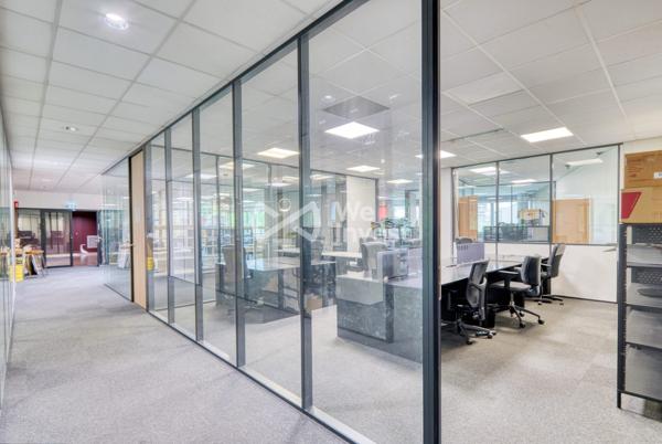 À LOUER – BUREAUX DE STANDING 600 m² – CALUIRE SAINT-CLAIR – IMMEUBLE OPEN CITY