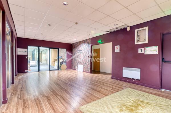 À LOUER – BUREAUX DE STANDING 600 m² – CALUIRE SAINT-CLAIR – IMMEUBLE OPEN CITY