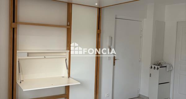 Location Studio meublé 22.73 m² - Aubergenville 78410