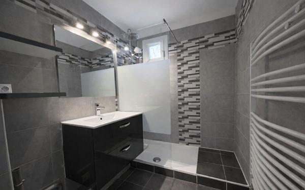 Appartement à vendre    3 pièces •  Carcassonne