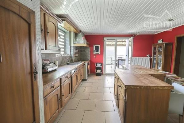 CIMM IMMBOBILIER FORBACH vous propose  cette charmante maison individuelle située sur la commune de GAUBIVING.