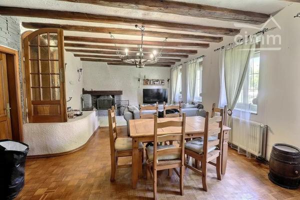 CIMM IMMBOBILIER FORBACH vous propose  cette charmante maison individuelle située sur la commune de GAUBIVING.