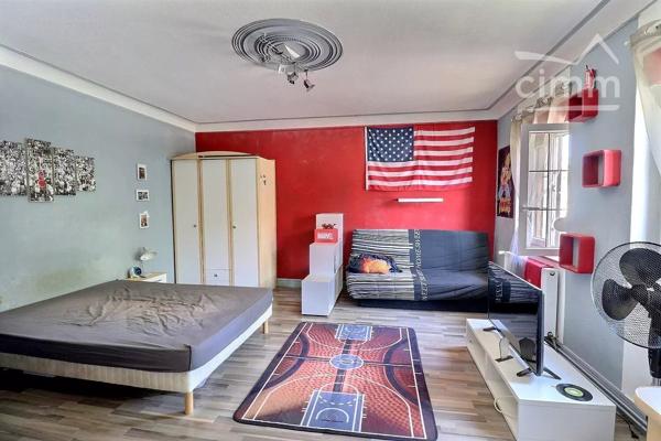 CIMM IMMBOBILIER FORBACH vous propose  cette charmante maison individuelle située sur la commune de GAUBIVING.