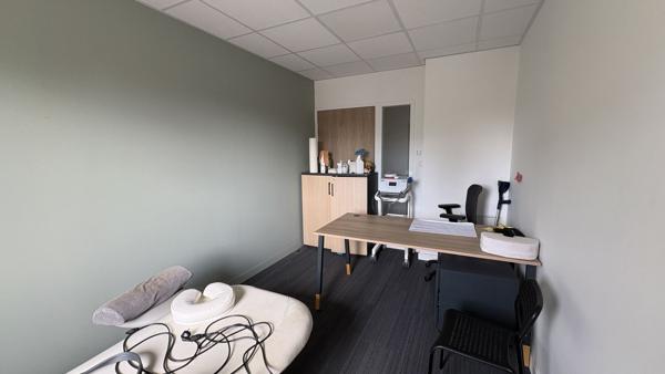 Loue local commercial de 12m²