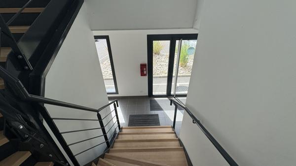 Loue local commercial de 12m²