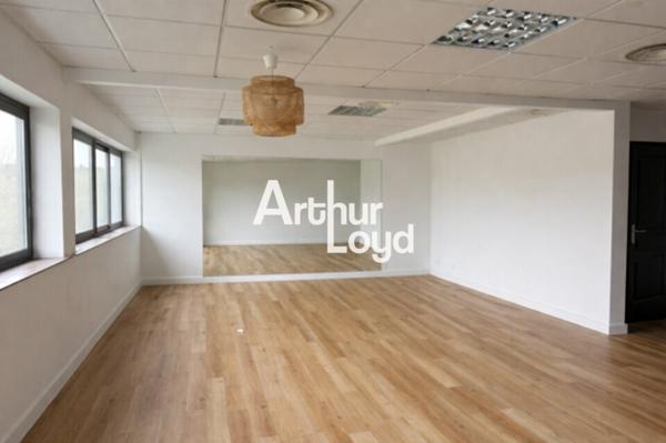 Fréjus - A louer bureaux 80 m² - Zone de la Palud