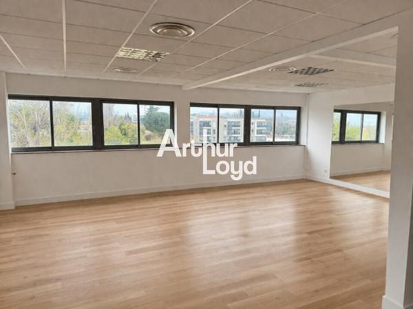 Fréjus - A louer bureaux 80 m² - Zone de la Palud