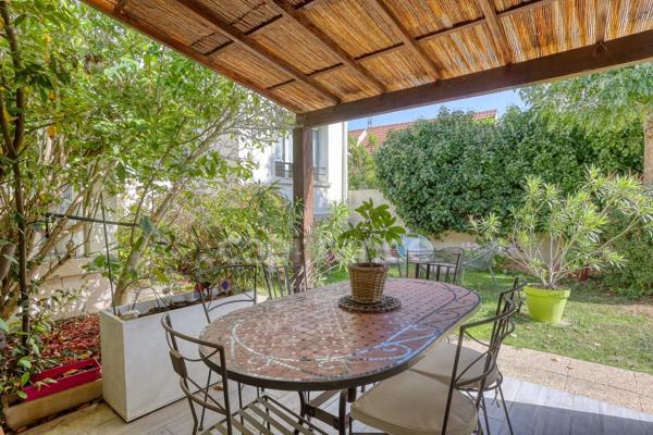 CLAMART – JARDIN PARISIEN | MAISON AVEC JARDIN PLEIN SUD ET GARAGE