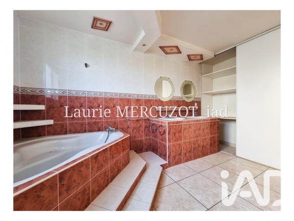 Maison à vendre 4 pièces 245 m² Pollestres
