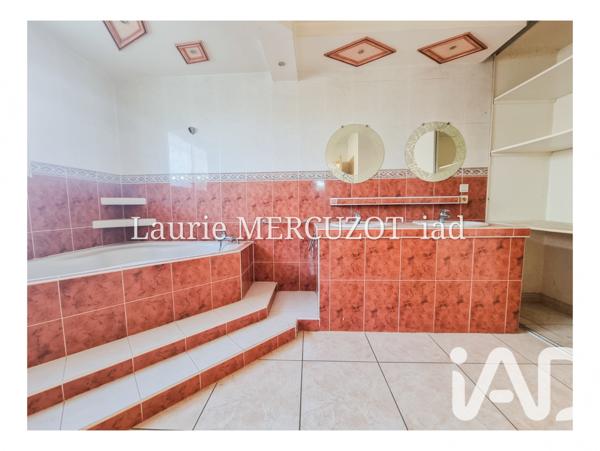 Maison à vendre 4 pièces 245 m² Pollestres