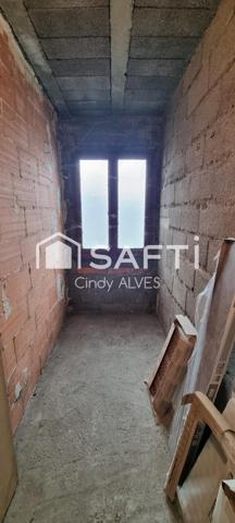 T2 dans résidence proche des lycées refait à neuf