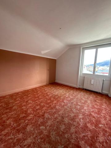 Appartement Vic Sur Cere 3 pièce(s) , Vic sur cere