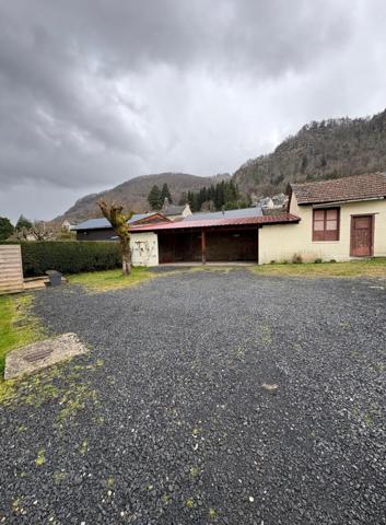 Appartement Vic Sur Cere 3 pièce(s) , Vic sur cere
