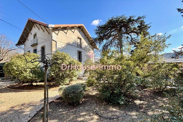 Maison à vendre 7 pièces de 240 m²