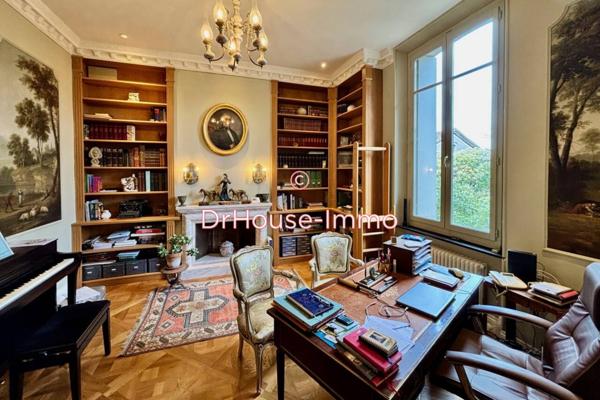 Maison à vendre 7 pièces de 240 m²