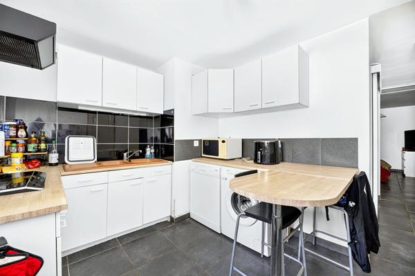 Maison de charme en coeur de village - 167 m2 - Résidence principale + studio indépendant Allassac