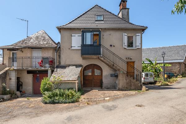 Maison de charme en coeur de village - 167 m2 - Résidence principale + studio indépendant Allassac