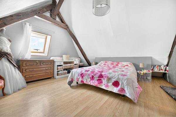 Maison de charme en coeur de village - 167 m2 - Résidence principale + studio indépendant Allassac