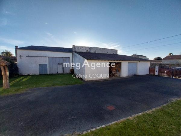 Maison à CHAMPAGNOLLES, 17240 - 5 pièces 100m²