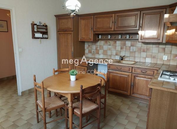 Maison à CHAMPAGNOLLES, 17240 - 5 pièces 100m²