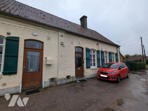 MAISON DE PLAIN-PIED A RENOVER 61m² HAB. AVEC BEAU TERRAIN comprenant : cave, au RDC : entrée s...