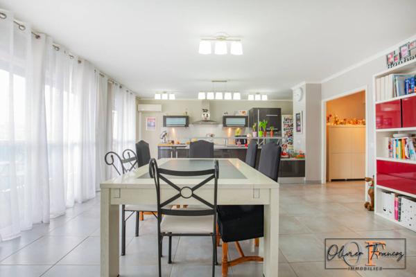 Appartement à vendre 4 pièces de 105 m²