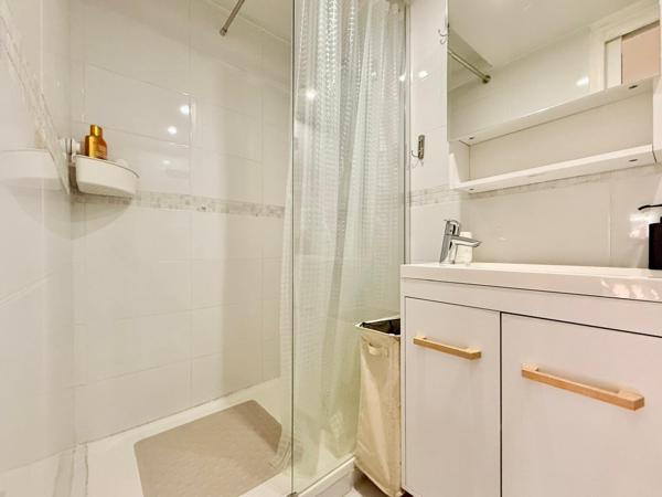 Maison et studio indépendant avec jardin et sous-sol total