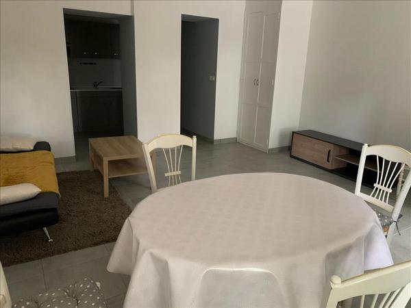 Immeuble à vendre |  Miélan |  120 m²