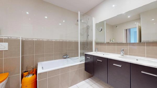 Lyon 6 - Masséna - Appartement meublé de 150,21 m² avec jardin - 3 chambres