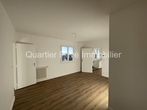 Allassac (19240) Appartement T2 entièrement rafraîchi avec jardin-terrasse et vue