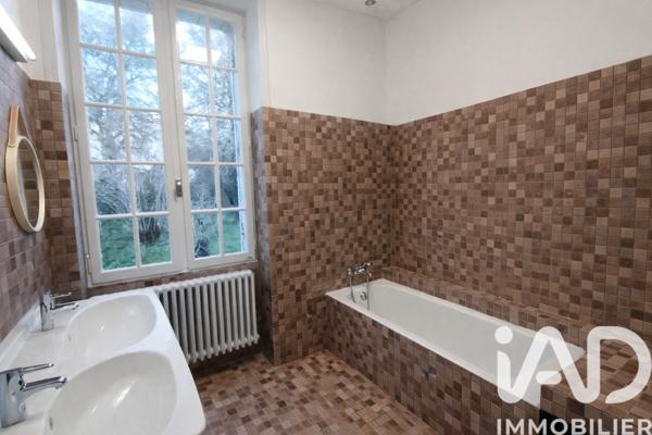 Maison à vendre 5 pièces 138 m² Parcoul-Chenaud