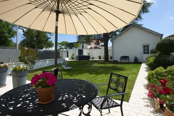 Maison bourgeoise 163 m² à Nieul-sur-Mer 17137