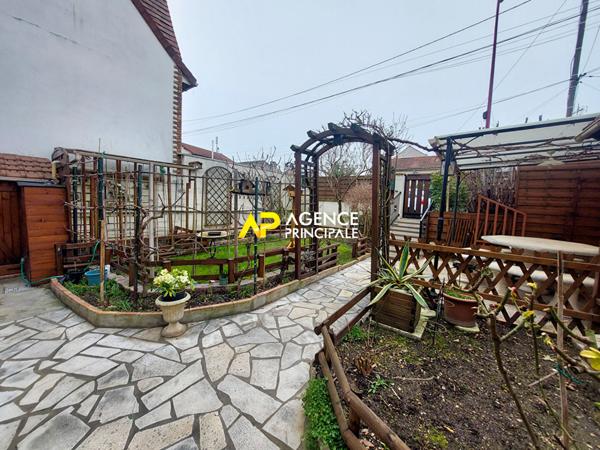 Maison Bezons 5 pièce(s) 85 m2 €330 000 ** - Référence 4370